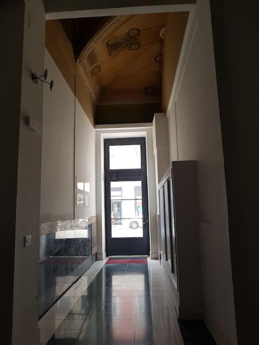 Still Und Stilvoll Im Stadtzentrum Apartment Triest Exterior foto